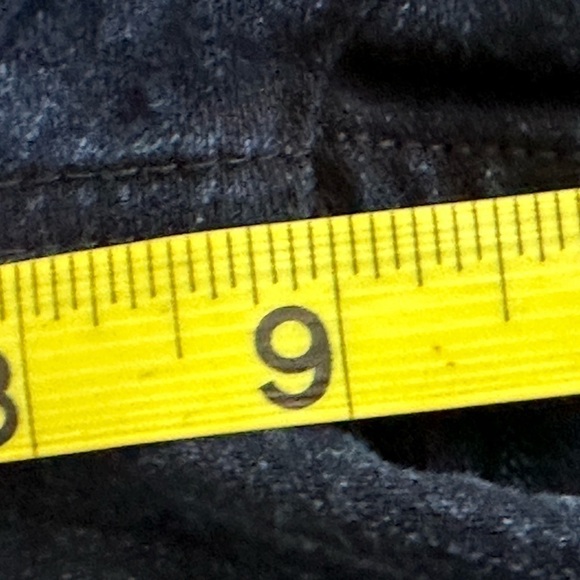 Christopher & Banks sz 8 jeans signature slimming lighter than photos - Picture 8 of 13